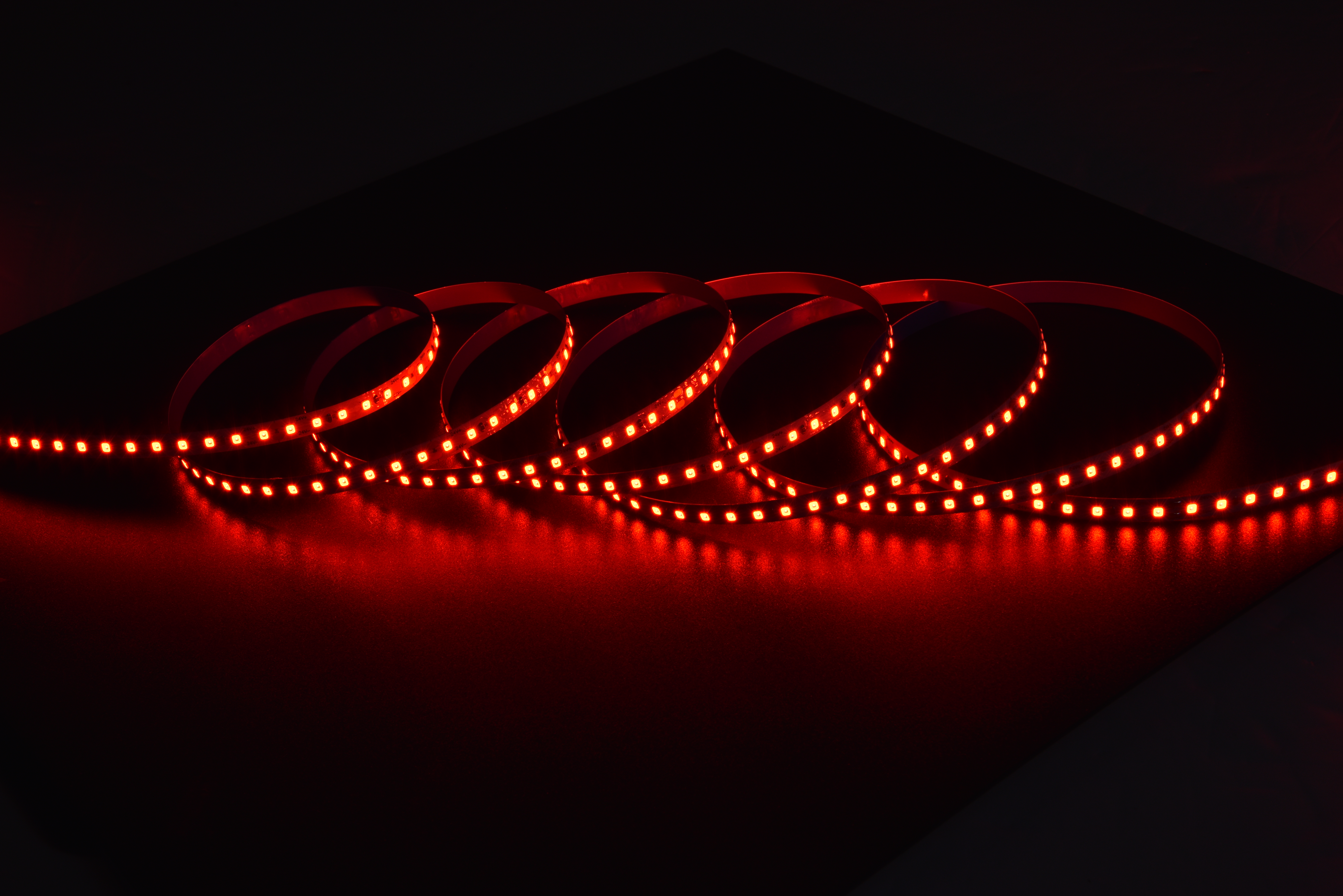 Светодиодная лента Led strip 2835-120Р Red:100M 5W