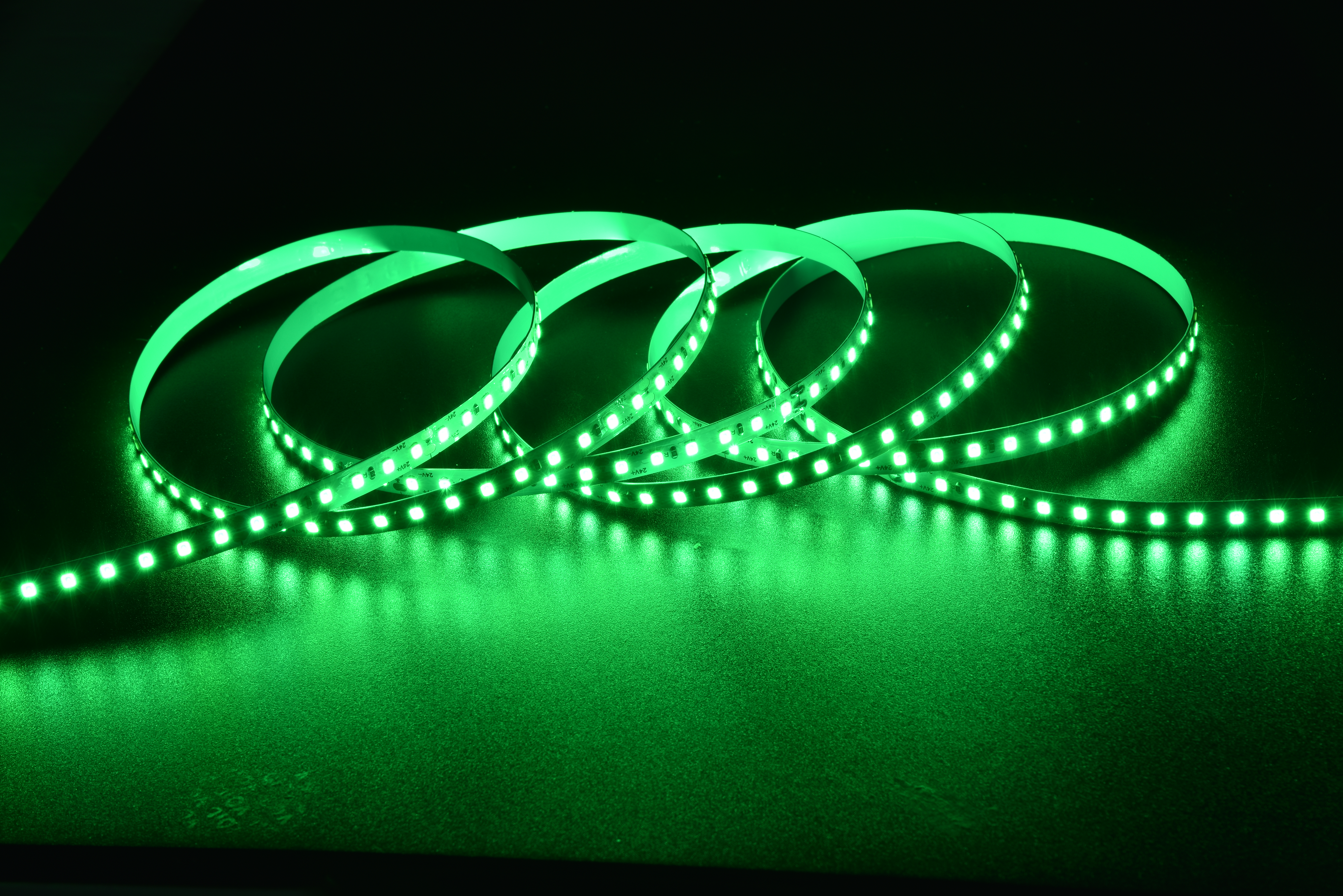 Светодиодная лента Led strip 2835-120Р Green:100M 12W