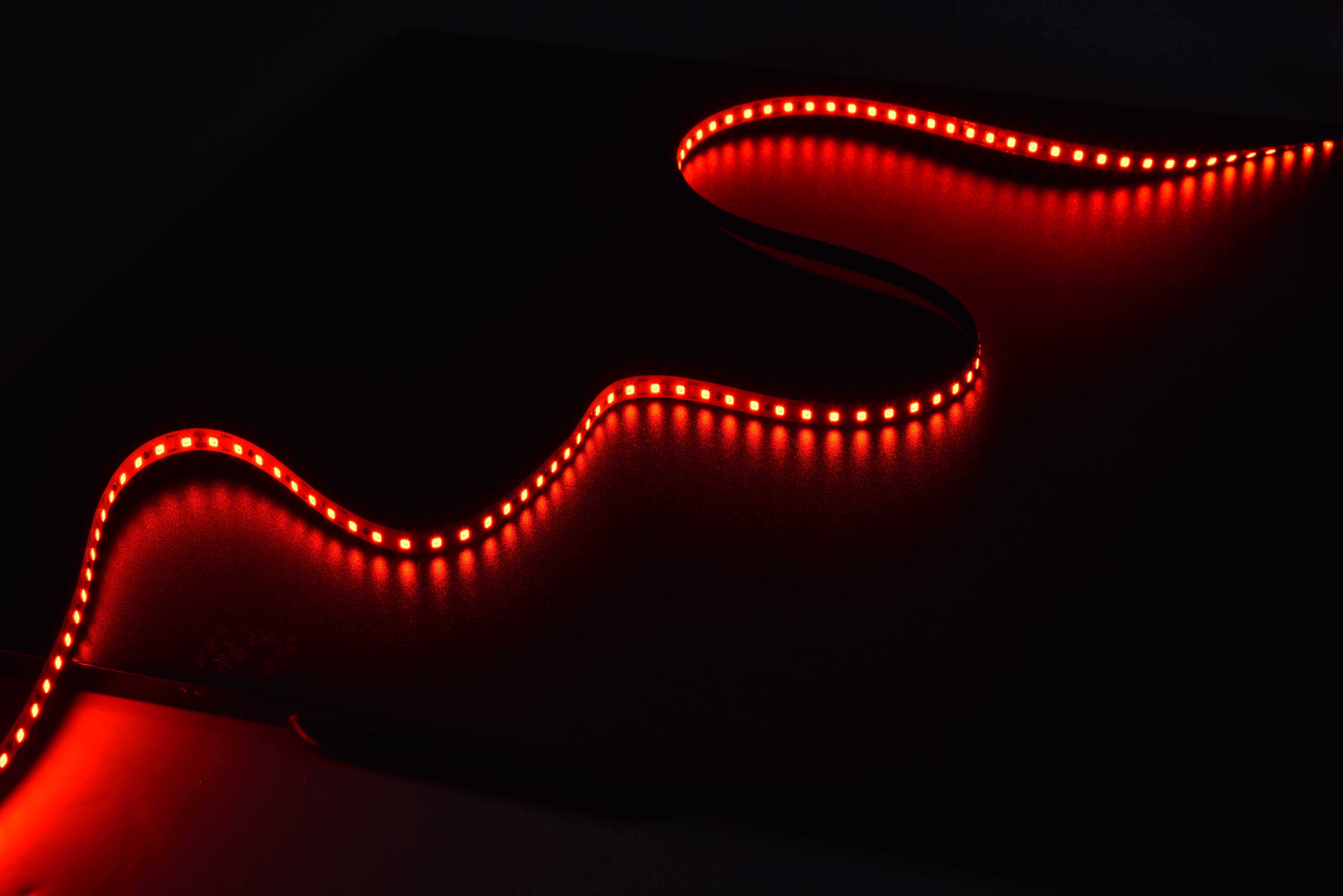 Светодиодная лента Led strip 2835-120Р Red:100M 2,5W