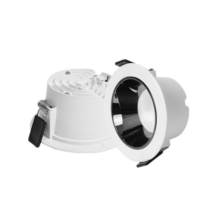 Светодиодный светильник LUMATICA TD065-6F-20W 90*120° 3000K 