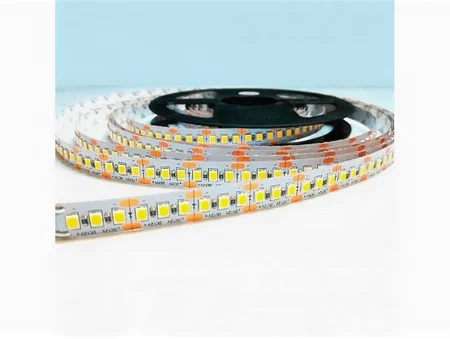 Светодиодная лента  2835 STRIP LIGHT