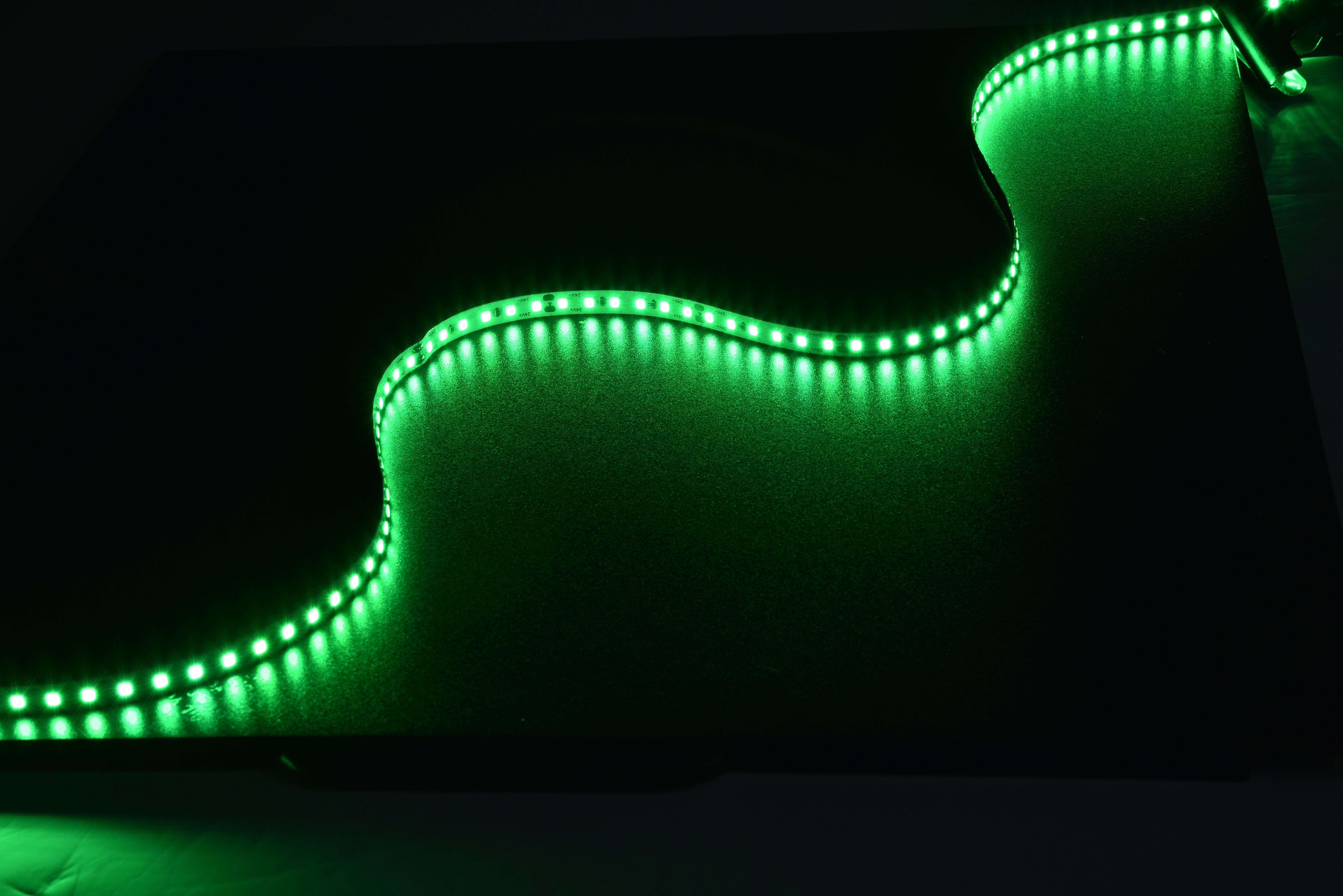 Светодиодная лента Led strip 2835-120Р Green:10M 2,5W