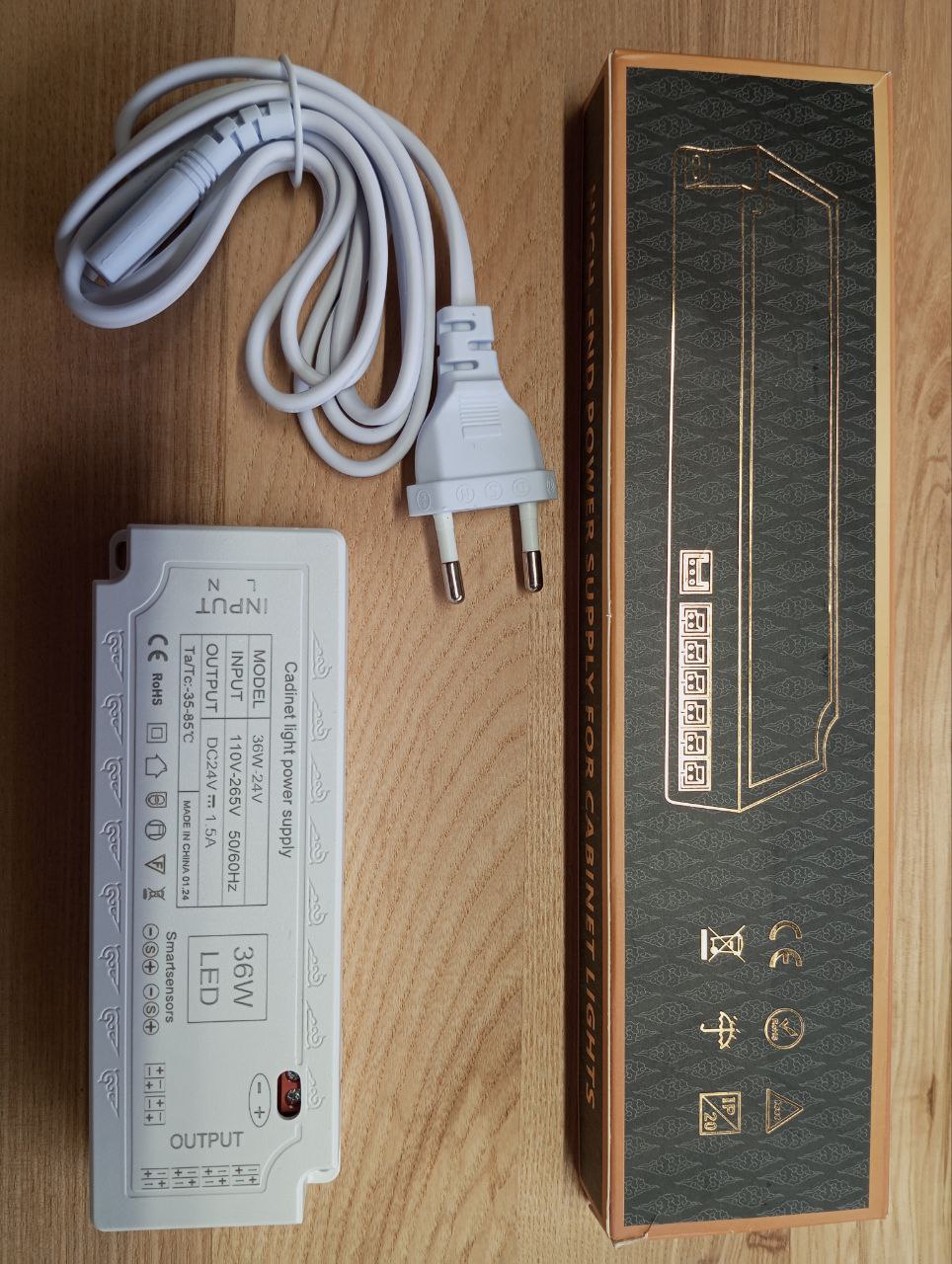 Блок питания мебельный LUMATICA 36W 24V 1.5A с вилкой